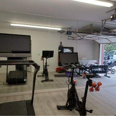 home-gym-mirror-in-garage-denver